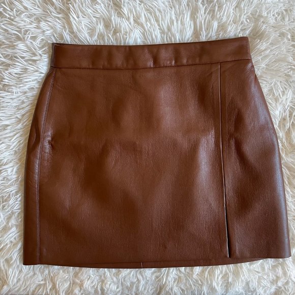 Aritzia Dresses & Skirts - Artiza Wilfred Brown Leather Tempest Skirt Size 4